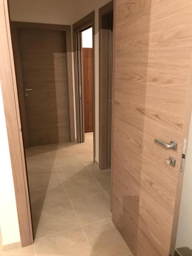 Villa Lara - Mit Separatem Extra Zimmer Mit Wc Und Dusche San Vito dei Normanni Exterior photo